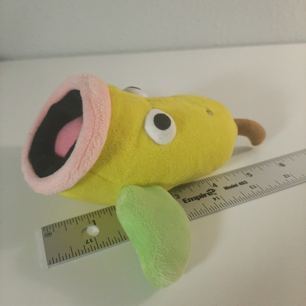 Pokemon Center Weepinbell Sitting Cuties Plush Yellow 2018 Official Kanto Fit